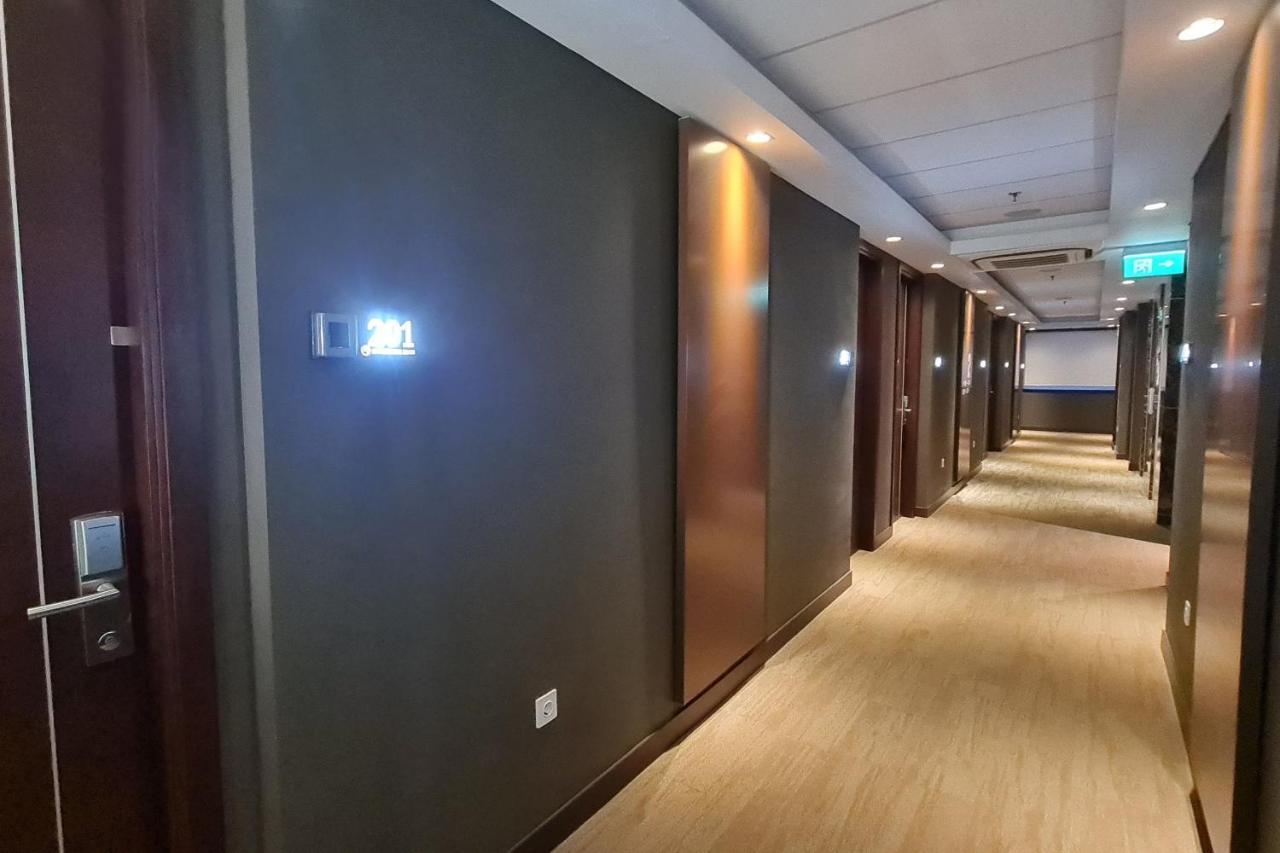 Fox Lite Grogol Jakarta Jacarta Exterior foto