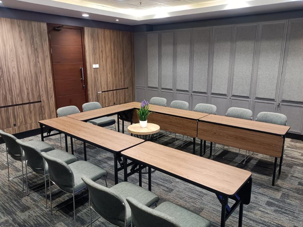 Fox Lite Grogol Jakarta Jacarta Exterior foto