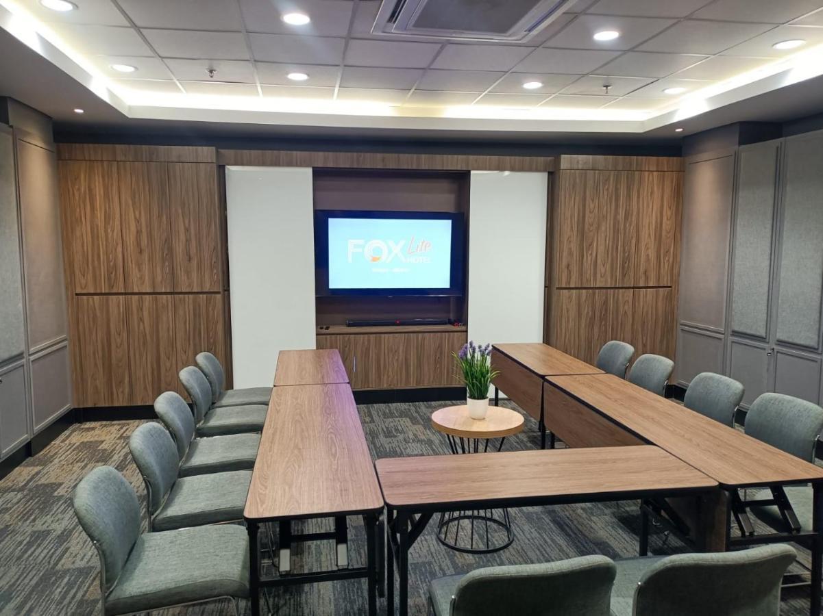 Fox Lite Grogol Jakarta Jacarta Exterior foto